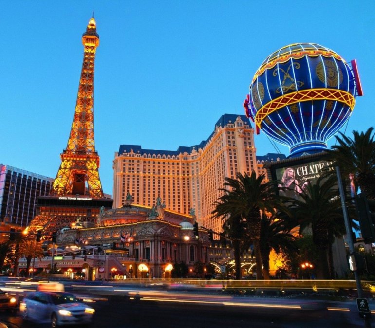 Комплекс казино Paris в Лас-Вегасе
