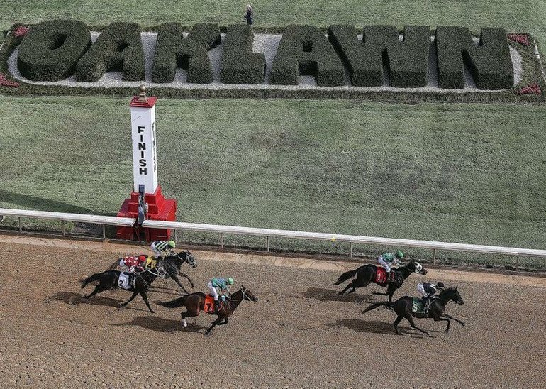 Oaklawn Racing Gaming