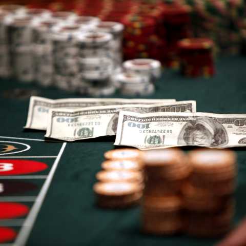 Как влияет кризис на популярность азартных игр