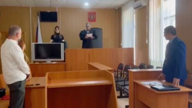 Мобильная азартная игра стала причиной приговора для женщины из Дагестана, которая проиграла деньги односельчан