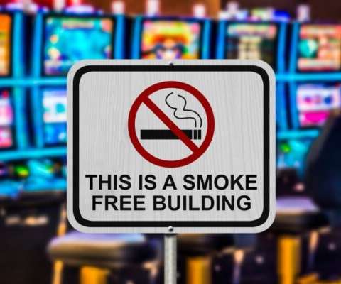 Mohegan Pennsylvania открывает зал для некурящих вместе с Aristocrat