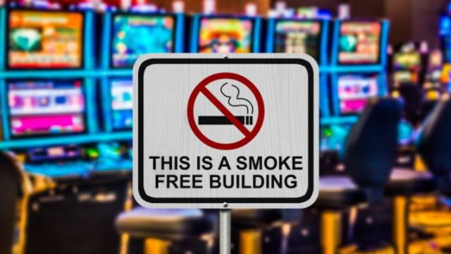 Mohegan Pennsylvania открывает зал для некурящих вместе с Aristocrat
