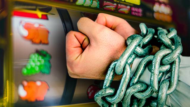 Реалии таковы: от лудоманов страдают работодатели